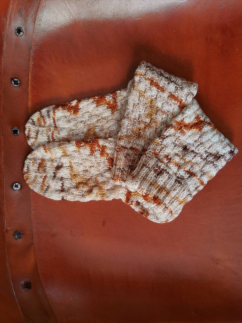 handknitted handdyed yarn Happyherfst Si Sjo Zensocks
