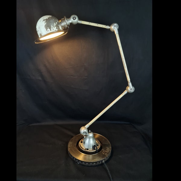 Lampe d'atelier industrielle JIELDE / JIELDÉ - 3 bras blanche sur socle fil électrique tissu tressé noir avec terre