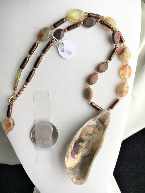 Collier Long Ancien En Coquillages - Occasion - Bijou Ethnique Vintage