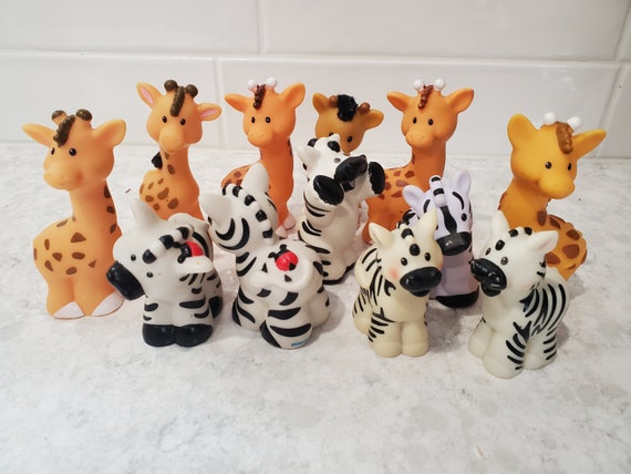 Giraffes and Zebras! Fisher Price Little People Animals Giraffes and Zebras! Fisher Price Little People Animals