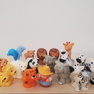 YOU CHOOSE Fisher Price Little People Zoo Animals, FPLP, Parrot, Lion, Giraffe, Elephant, Polar Bear, octopus, penguin Spring