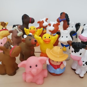 Fisher Price Little People READ Farm Animals Farmer, Horse, Pig, Duck, Goat, Cow, Sheep, Colt, Calf  (JulyFarmLot)