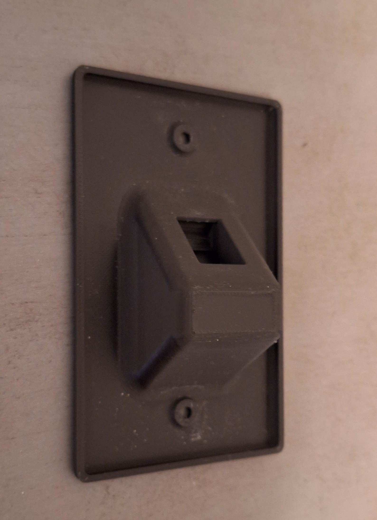 Angled Recessed Wallplate for Keystone (RJ45, Cat6, HDMI, Coax, Etc ...