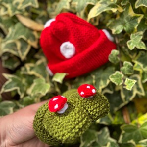 Toadstool Handmade Knitted Hat and booties