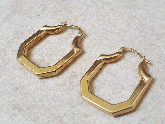 Geometric Hoop Earrings in 9ct Gold