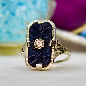 Carved Onyx Diamond Filigree Ring in 9ct Gold