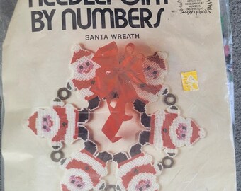 Vintage 1987 Santa Wreath Plastic Canvas Needlepoint Kit: Christmas Decor