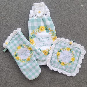Hand Towel, Spring Hanging Hand or Tea Towel, Spring Crochet Top Hanging Hand Towel, Potholder & Oven Mitt Set, Spring Flowers Kitchen Decor