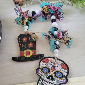 Decoración de bandeja escalonada del Día de los Muertos, guirnalda de calaveras de azúcar con tela y cuentas, decoración de bandeja escalonada del Cinco de Mayo o Halloween, decoración de cuenco