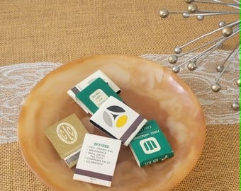 Lote de 6 cajas de cerillas Wisconsin antiguas de la década de 1950: 5 completas y sin usar, 1 usada.