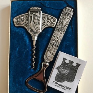 Konge Tinn, &#39;Gavesett&#39;, Geschenkset. Vintage Kurkentrekker en Flesopener, Vikingtools, Hardangerbestek, Made in Norway