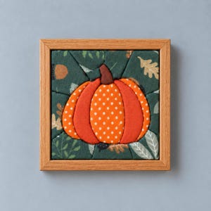 Kinusaiga Pumpkin Wall Art Kit, No-Sew Fabric Craft, Fall Decor (8x8)