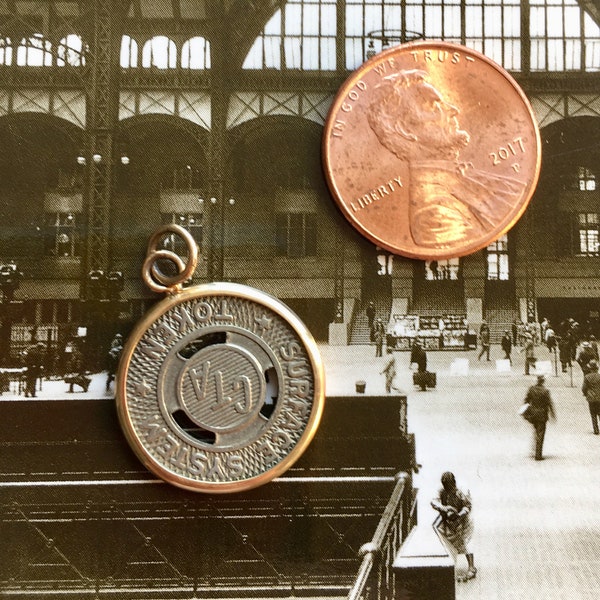 Vintage Chicago Transit Token Pendant Framed in 14K Gold