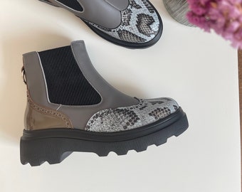 Women's Ankle Boots, Brogue Chelsea Boots, Lightweight Boots, Gray Leather Boots, Slip-on Shoes, Handmade Booties, Wide Fit Boots