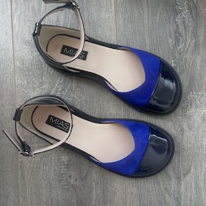 Women&#39;s Barefoot Ankle Strap Flats, Mary Janes Shoes, Custom Color Shoes, Chic Blue Suede Summer Shoes, Unique Walking Sandals