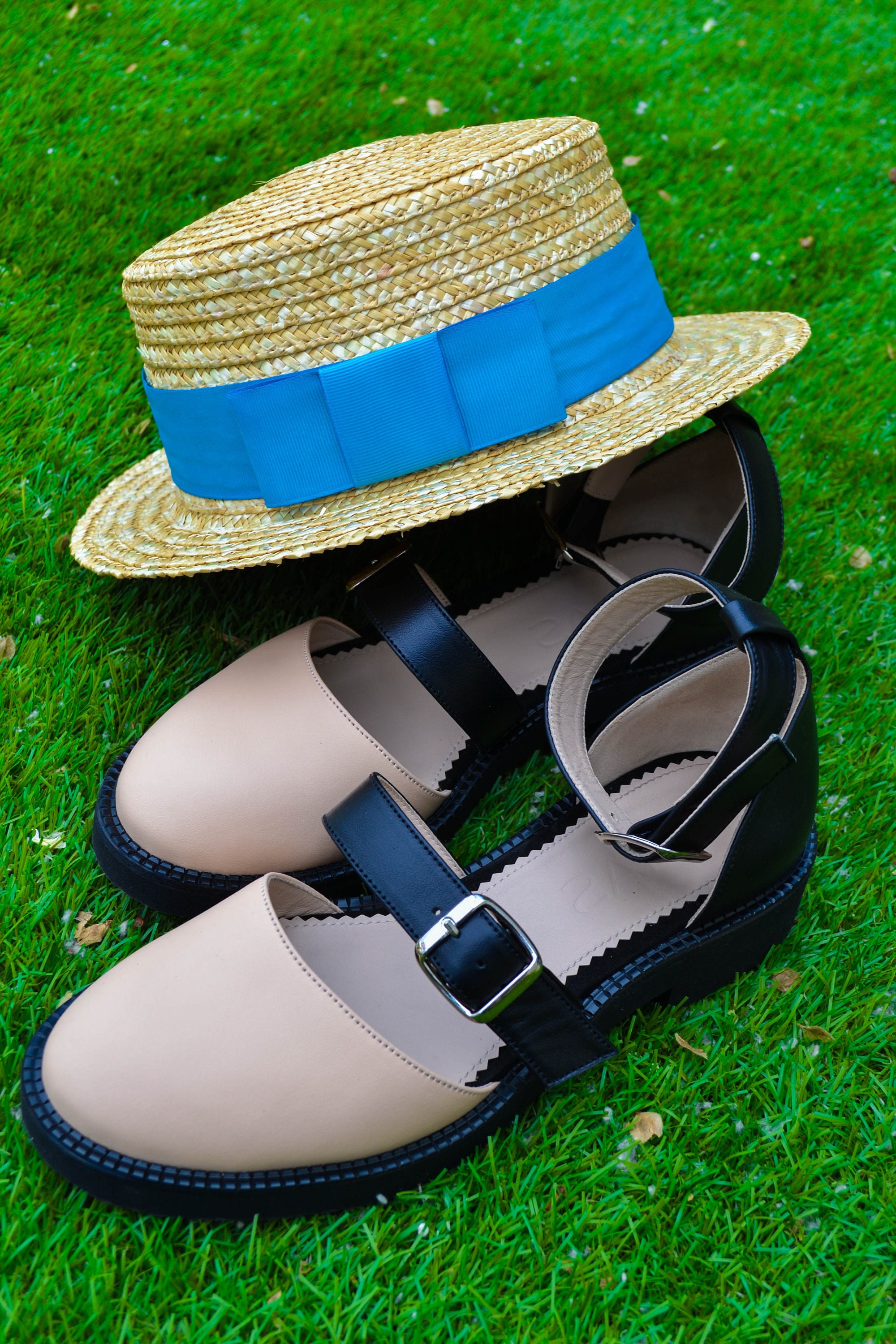 Inch2 closed toe sandals 2025