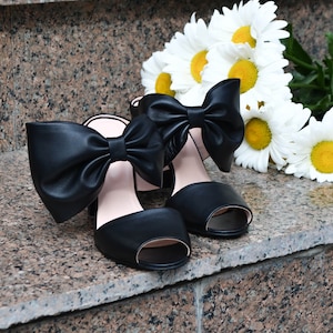 Women&#39;s Black Leather Heeled Sandals, Boho High Heel Shoes, Block Heel Sandals, Custom Color Shoes, Peep Toe Shoes, Special Day Shoes