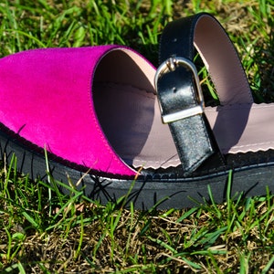 Thea Frauen Wildleder Knöchelriemen Color Block Sandalen, Schwarz Lila Schuhe, Flache Sandalen, Hot Pink Sommerschuhe, Kostenlose Anpassung Bild 9