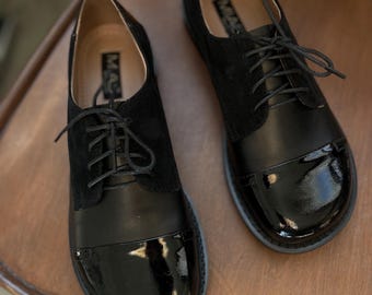 Womenʼs brogue shoes, black leather Oxford shoes, barefoot shoes, tie shoes ladies, custom made dress shoes, office shoes, wide fit shoes