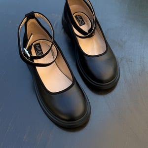 Women’s black leather and suede shoes, handmade ankle strap ballet shoes, casual Mary Jane shoes, closed round toe flats, formal shoes