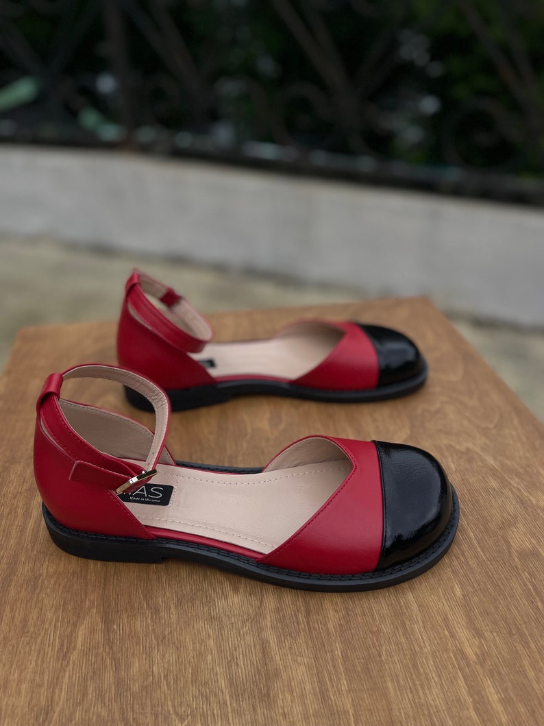 Women’s barefoot sandals, barefoot flat shoes, Mary Jane summer shoes, red leather flats, custom barefoot shoes, closed toe shoes