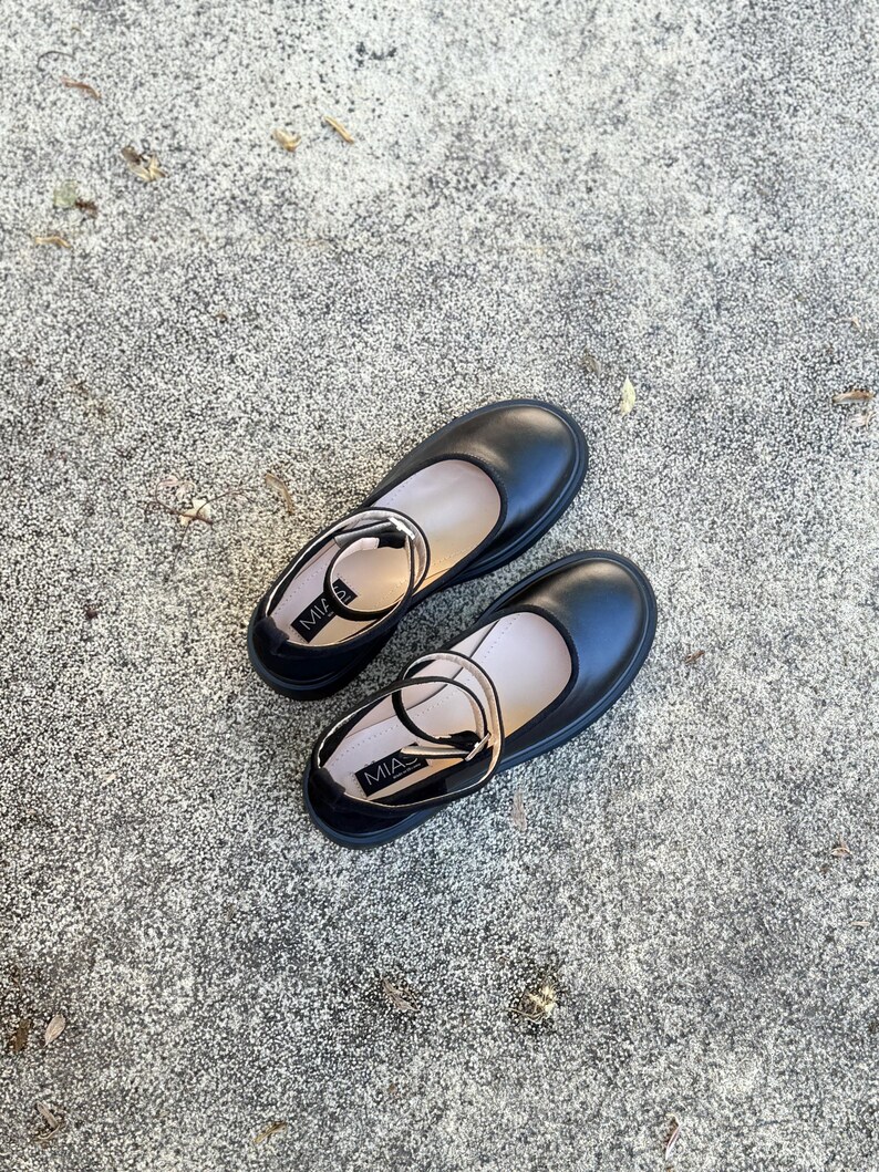 Women’s black leather and suede shoes, handmade ankle strap ballet shoes, casual Mary Jane shoes, closed round toe flats, formal shoes
