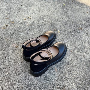 Women’s black leather and suede shoes, handmade ankle strap ballet shoes, casual Mary Jane shoes, closed round toe flats, formal shoes