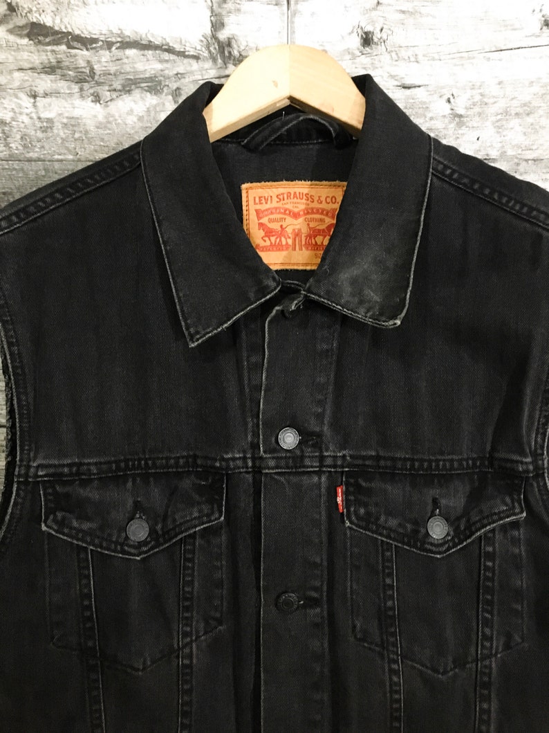 levis black denim vest