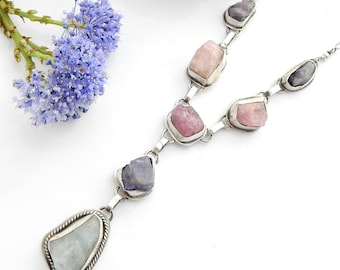 Collar arcoíris de piedras preciosas en bruto: aguamarina, tanzanita y turmalina, plata de ley.