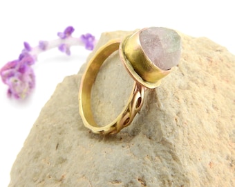 Anillo de rubor - Turmalina de sandía ligera en rústico anillo de relleno de oro - Tamaño 6.5