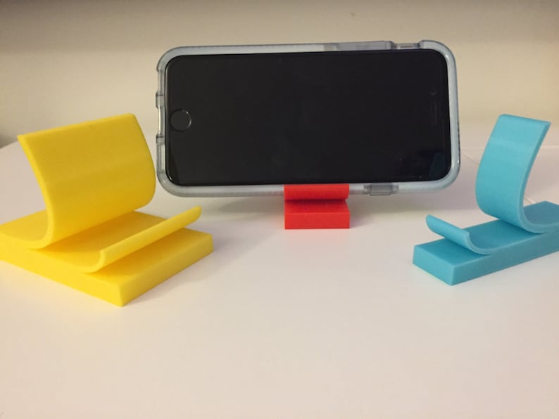 Phone stand or Nintendo Switch post it image 1