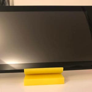 Phone stand or Nintendo Switch post it image 5