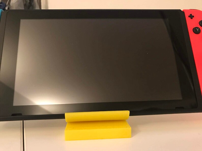 Phone stand or Nintendo Switch post it image 5