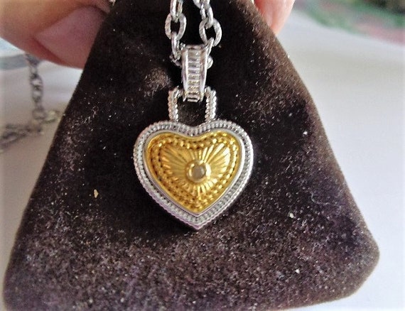 Diamonds international heart best sale necklace