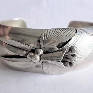 Sterling Silber Manschette Armband mit 3-D Calla Lilie mit Hallmarked JR Innenseite