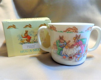 Taza infantil con dos asas Royal Doulton Bunnykins Hug-A-Mug: Té de la tarde