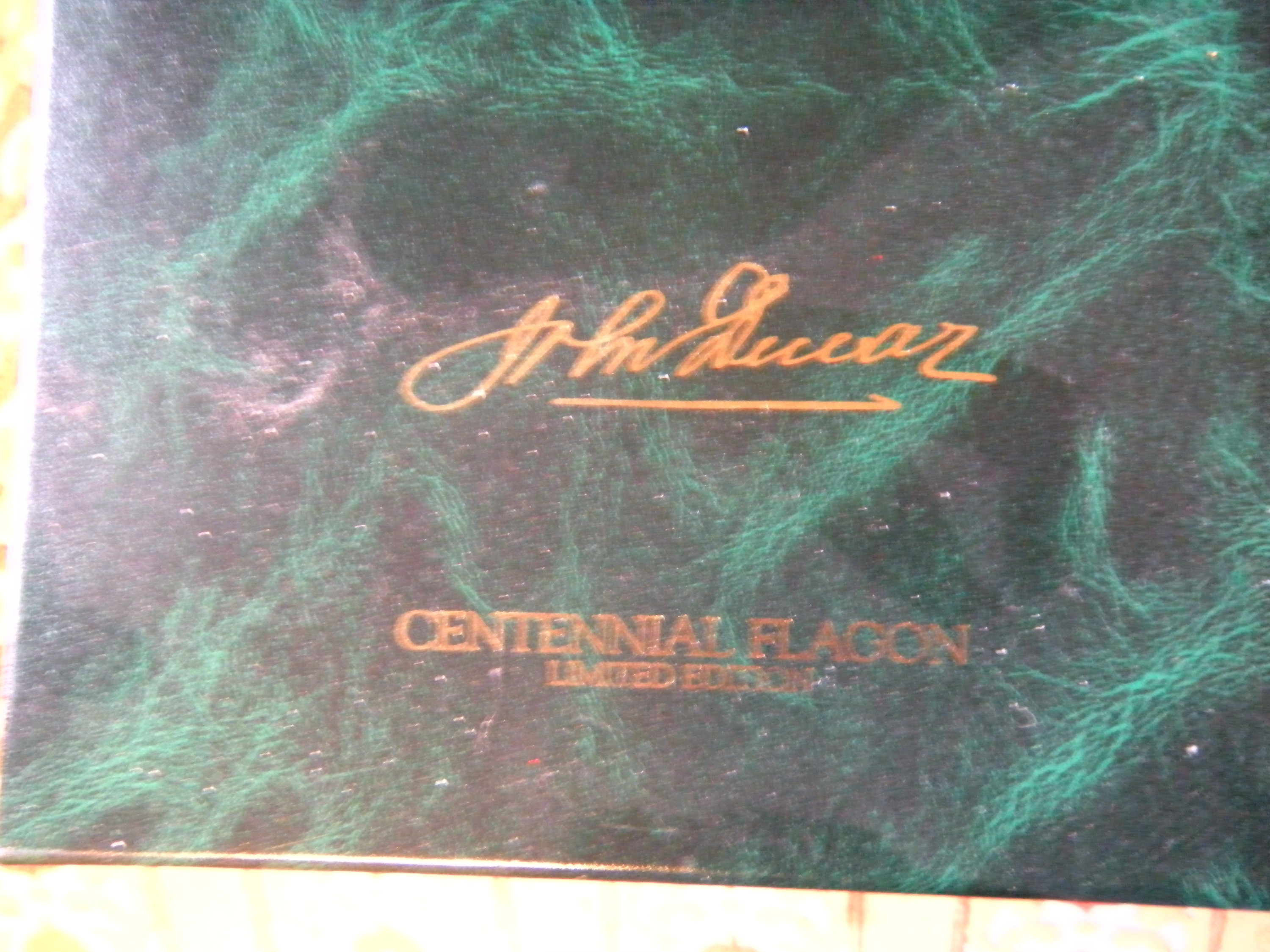 1986 Dewars White Label Scotch Limited Edition Centennial Flagon