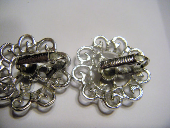 Sarah Coventry Three Pairs Vintage Clip On Earrin… - image 3