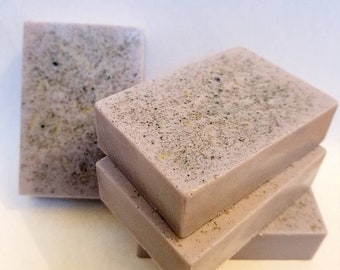 Purple Sea Moss Soap ~Infused with Purple Sea Moss, Gold Sea Moss & Spirulina