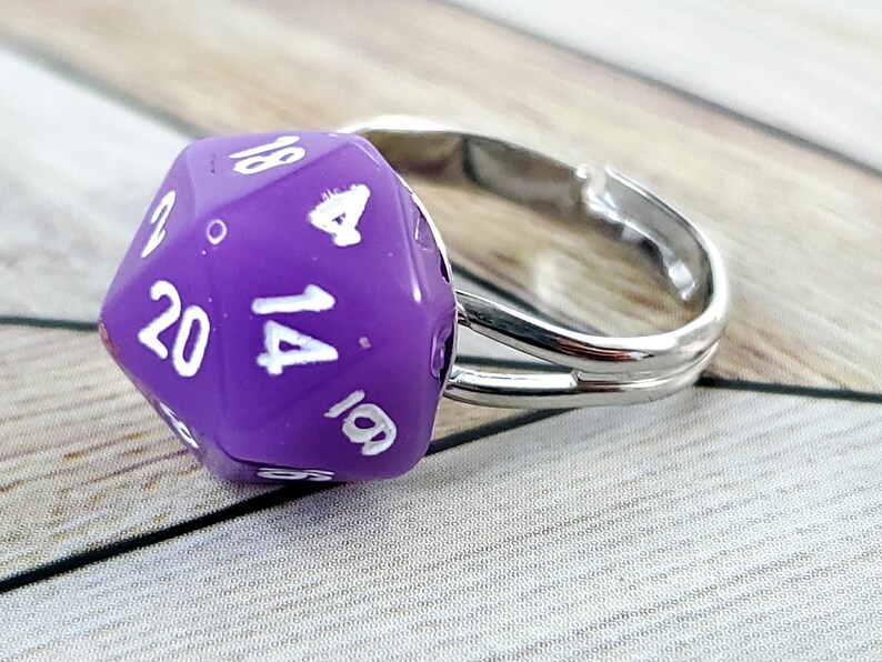 Miniature D20 Ring 4 Purple