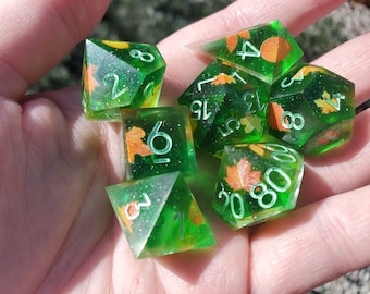 Greensleeves: 7-Piece Handmade Sharp Edge Polyhedral Dice Set