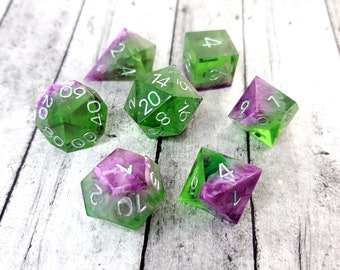 The Questioning Quill: 7-Piece Sharp Edge Polyhedral Dice Set