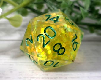 Shimmering Sunshine: 30mm Chonk D20