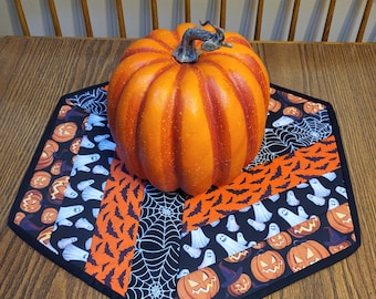 Halloween Theme 19.5 Inch Cotton Quilted Table Topper, Hexagon Shape Centerpiece, Cats, Bats, Ghosts, Webs, Orange and Black, Fall Fun