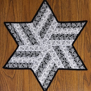 Star Shaped Many Small Flowers, Black on White,White on Black,Use Year-Round, 24 Inch,Table Topper,Cotton Quilted,Cotton Fabric, Centerpiece