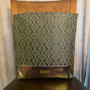 Große Schulter Einkaufstasche | Grüner Damast Würfel | Vinyl | Taschen | DND