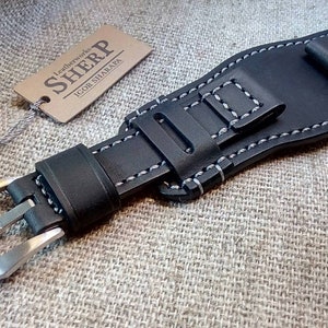 Винтажный кожаный ремешок ручной работы: черный браслет-манжета для часов (20/22/24 мм)