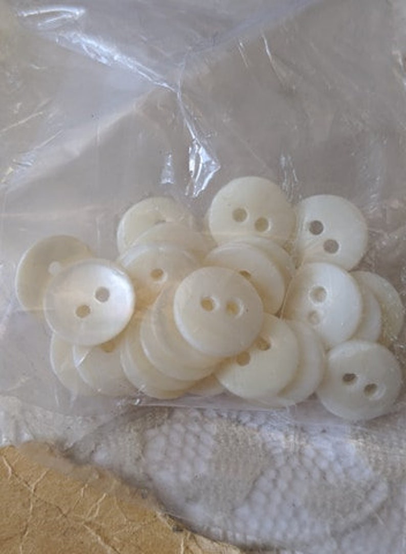 vintage white buttons mix set small white mixed lot wood plastic shell mother of pearl destash