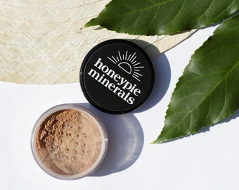 Natural Mineral Foundation - Shade: Lightly Tan - 10g sifter jar (vegan, cruelty-free makeup, powder) by Honeypie Minerals