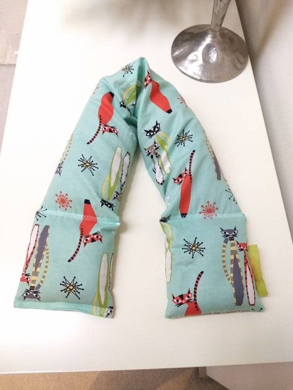 Retro Kitty Atomic Seafoam Relaxation Neck and Body Wrap filled with Flaxseed Heat or Freeze, Natural Cold Pack